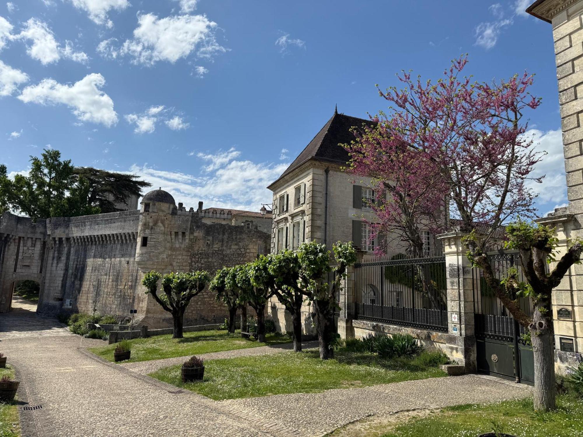 "L'Annexe" Villa Dournazac Exterior photo